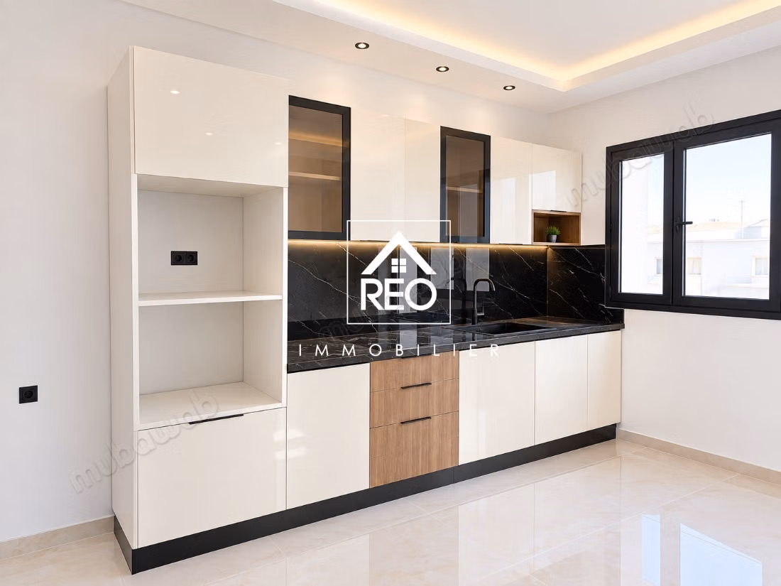 Beautiful apartment for sale in Aouina. 2 large living areas. Caretaker service available, Property with swimming pool