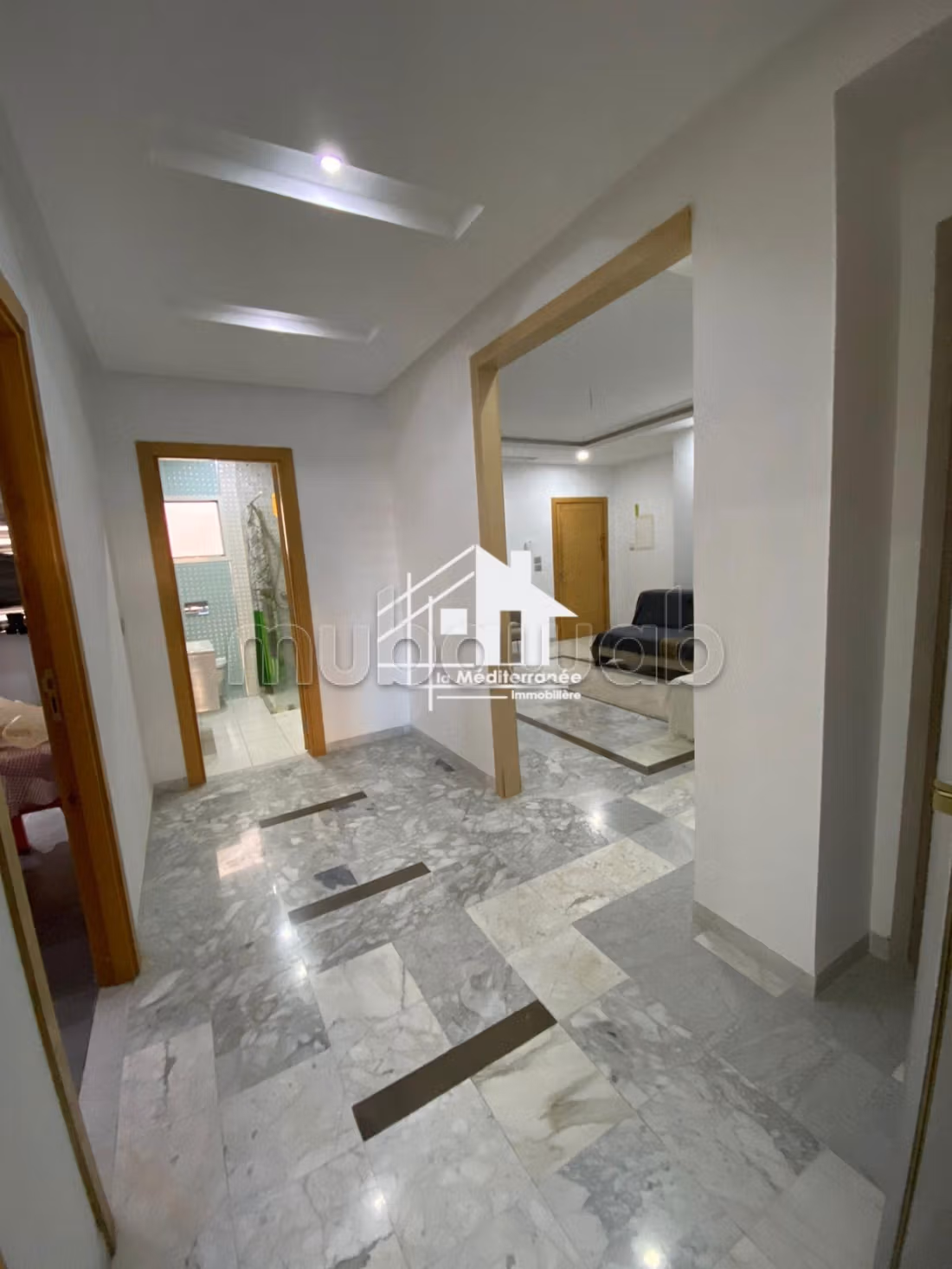 A vendre appartement S2 hst à Beb Saadoun