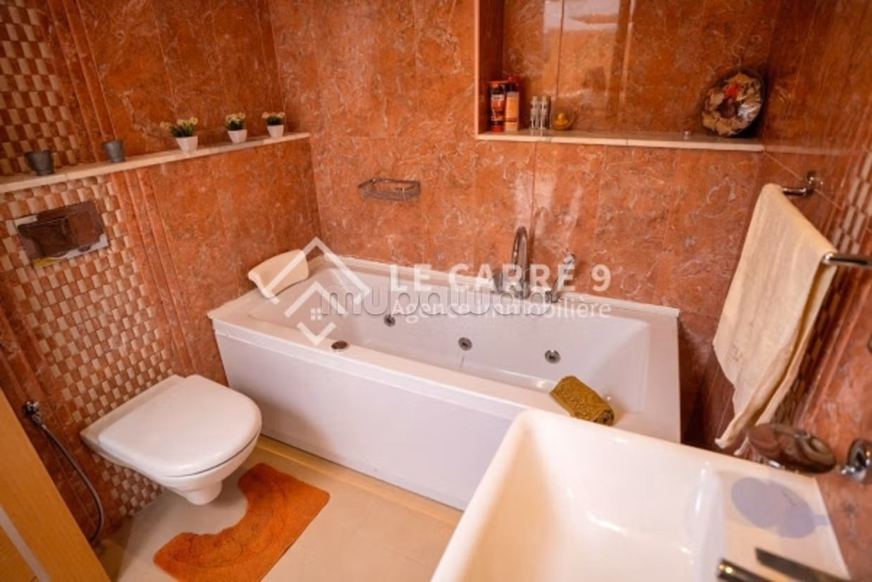 A louer un duplex S4 meublé au lac 2