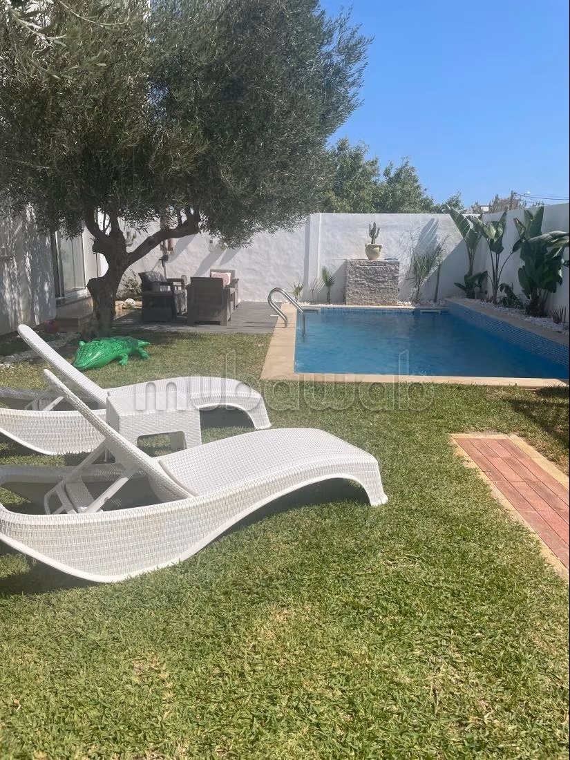 Vente villa de luxe à Hammamet Nord. 4 belles chambres. Meublé