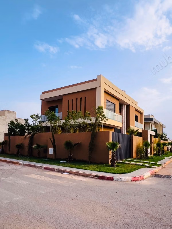 Te koop: villa's en luxe woningen in Massira 3.5 Kamers. Centrale verwarming en dubbel glas