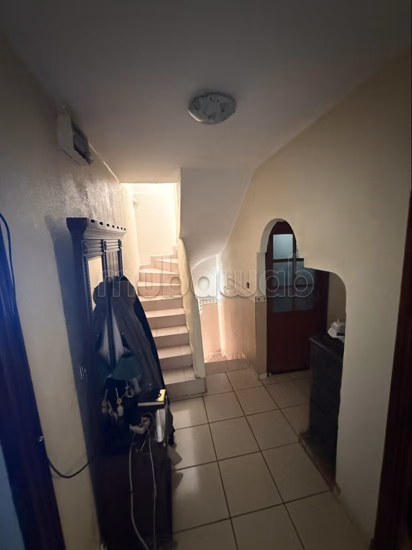 Casa in vendita a Longchamps Hay Al Hanâa. 5 camere da letto. Terrazzo e giardino