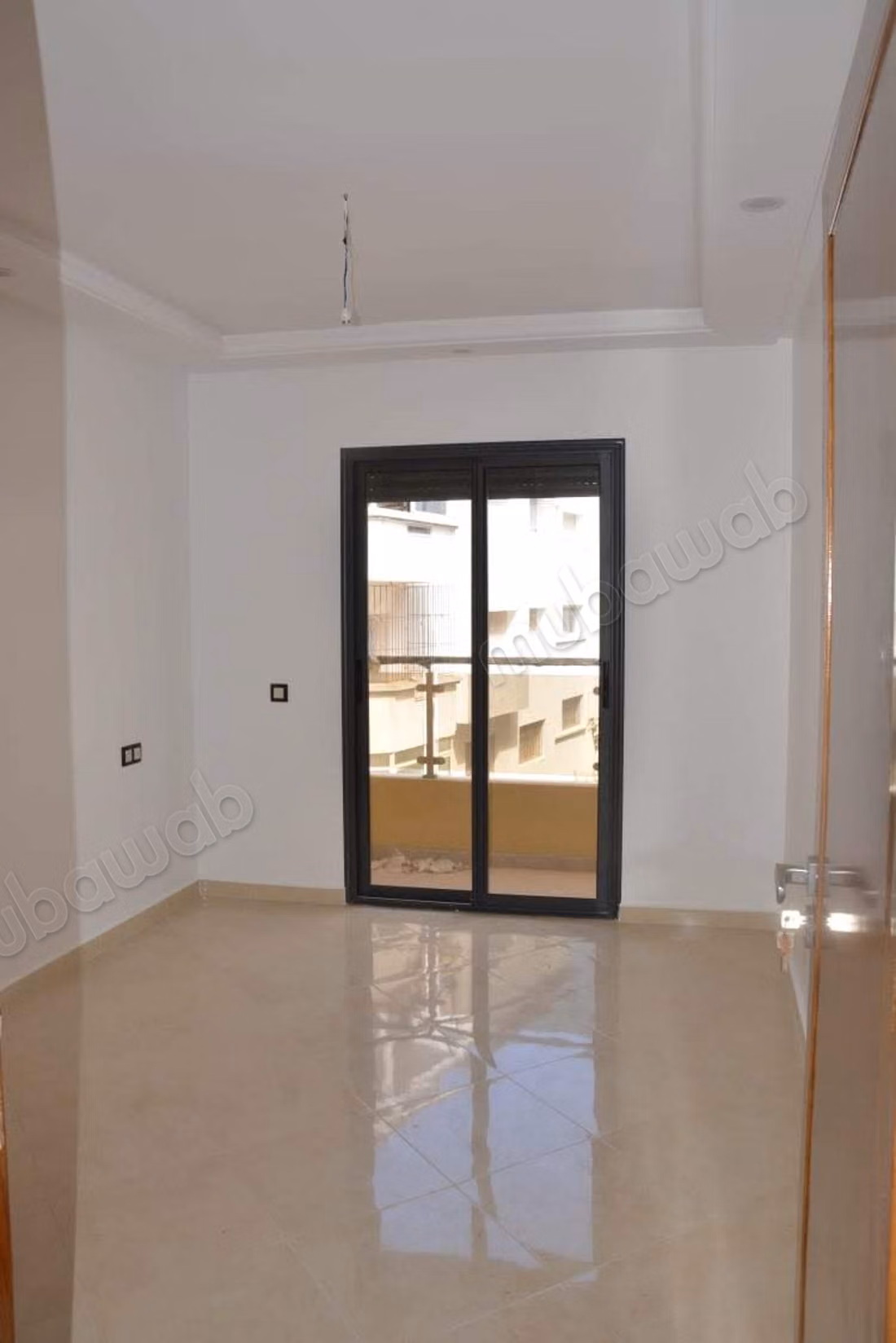 Apartment for rent in Sidi Moussa. 3 large living areas. Traditional living room, general satellite dish