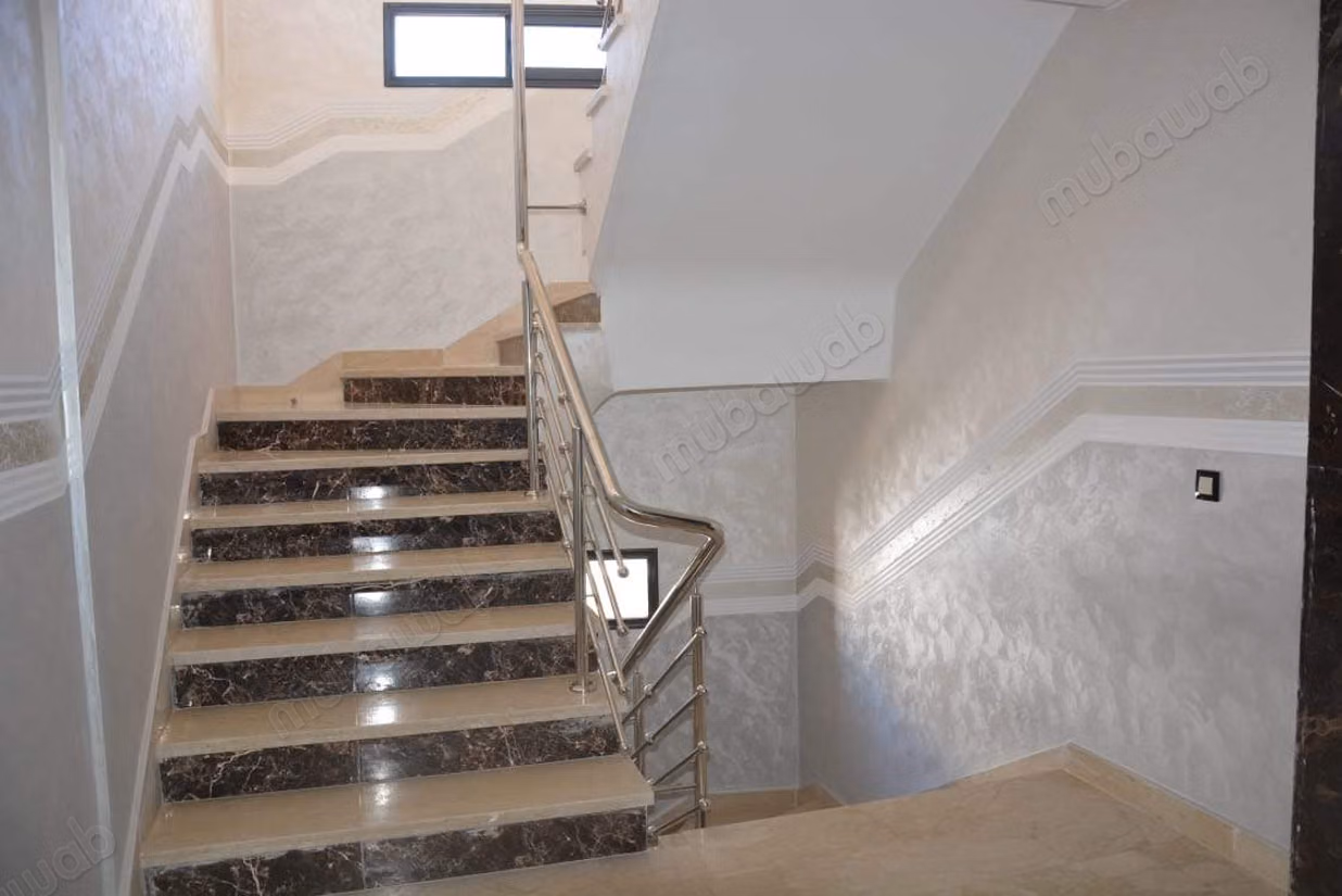 Apartment for rent in Sidi Moussa. 3 large living areas. Traditional living room, general satellite dish