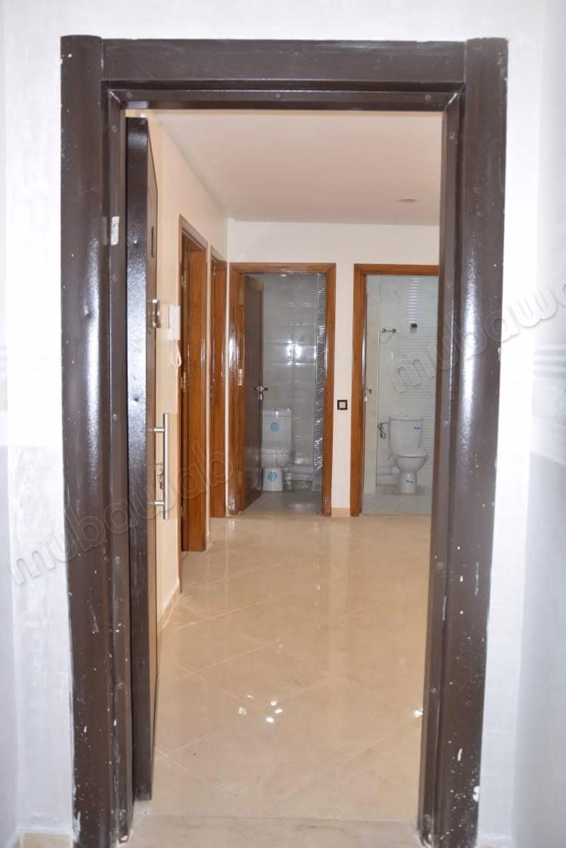 Apartment for rent in Sidi Moussa. 3 large living areas. Traditional living room, general satellite dish