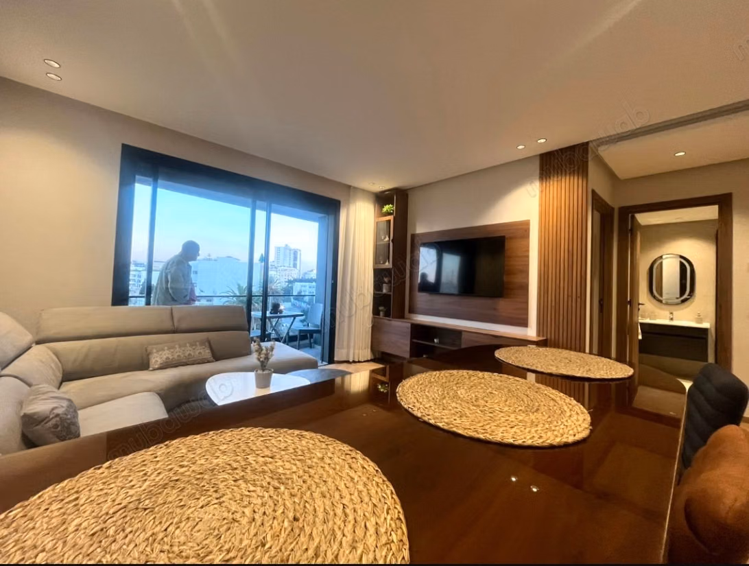 Grand studio neuf Palmier