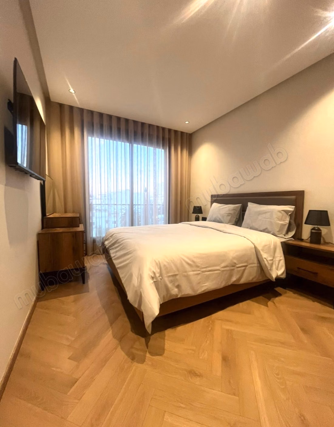 Grand studio neuf Palmier