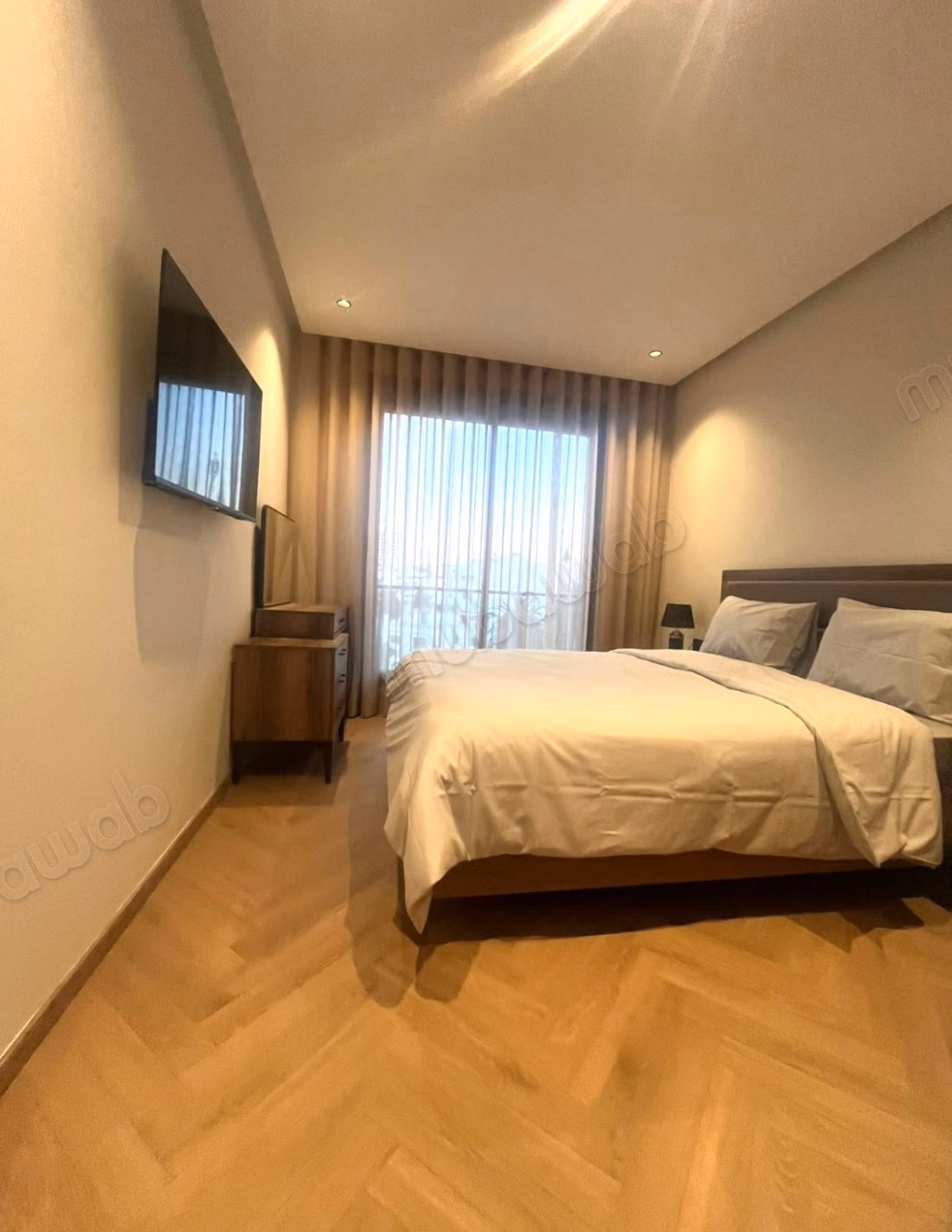 Grand studio neuf Palmier