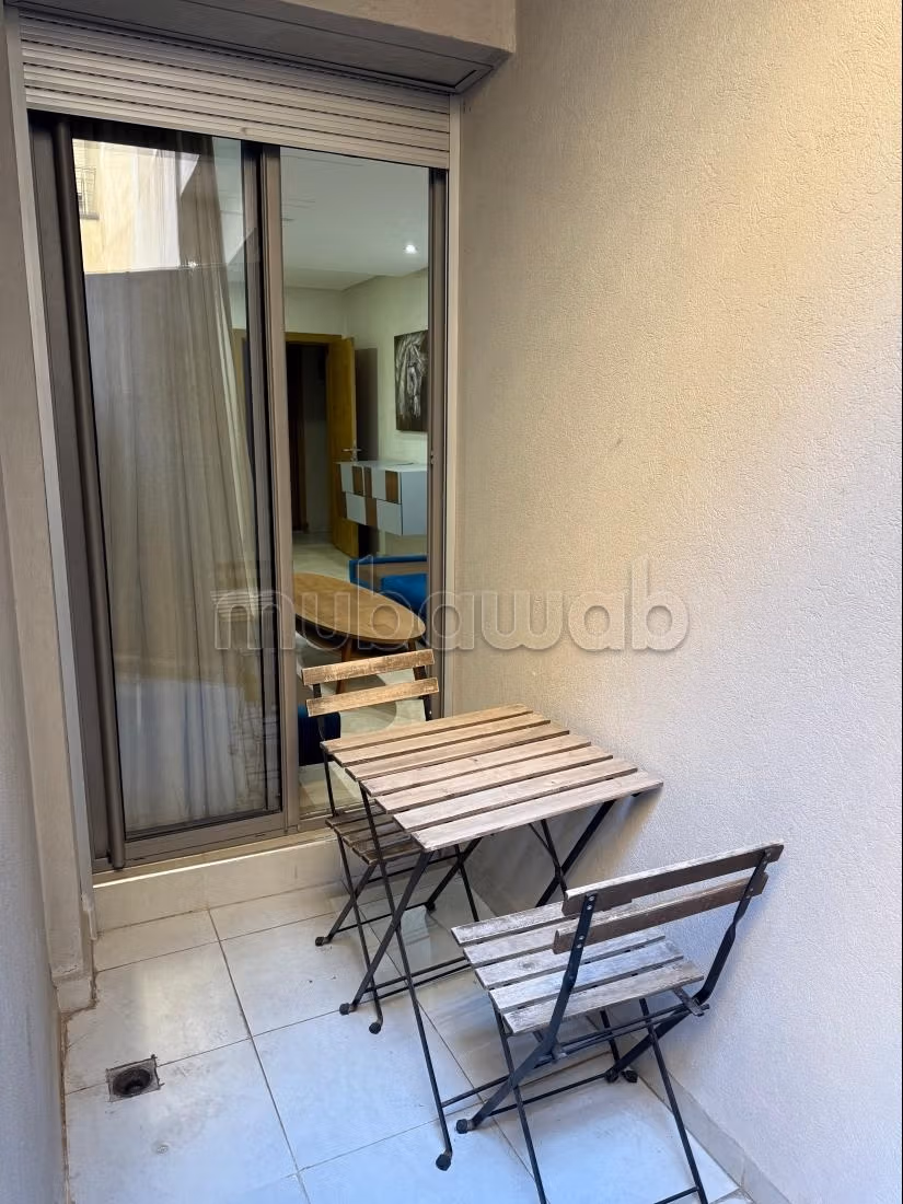Affitto di un bellissimo appartamento a Derb Ghalef. 1 camera. Ammobiliato