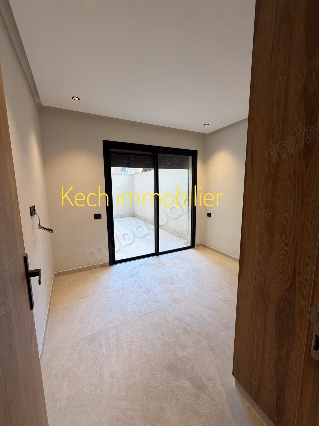 Joli appartement 1 chambre vide neuf à Gueliz