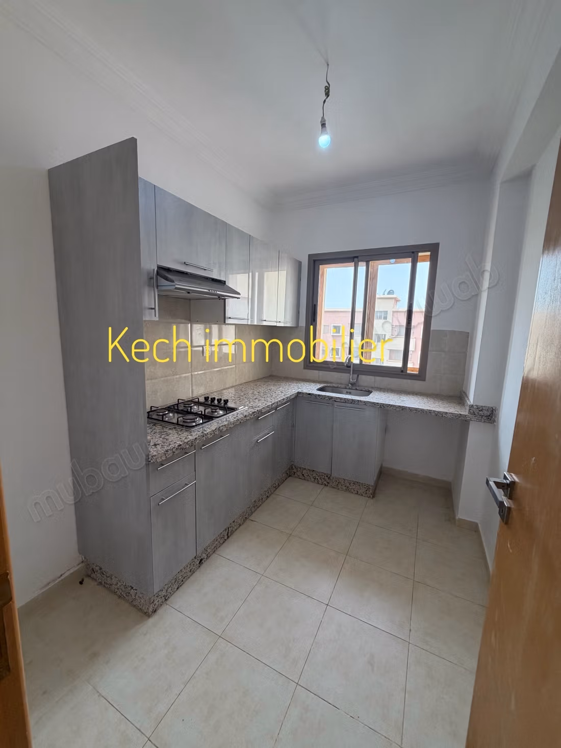 Joli appartement 2 chambres vide Targa