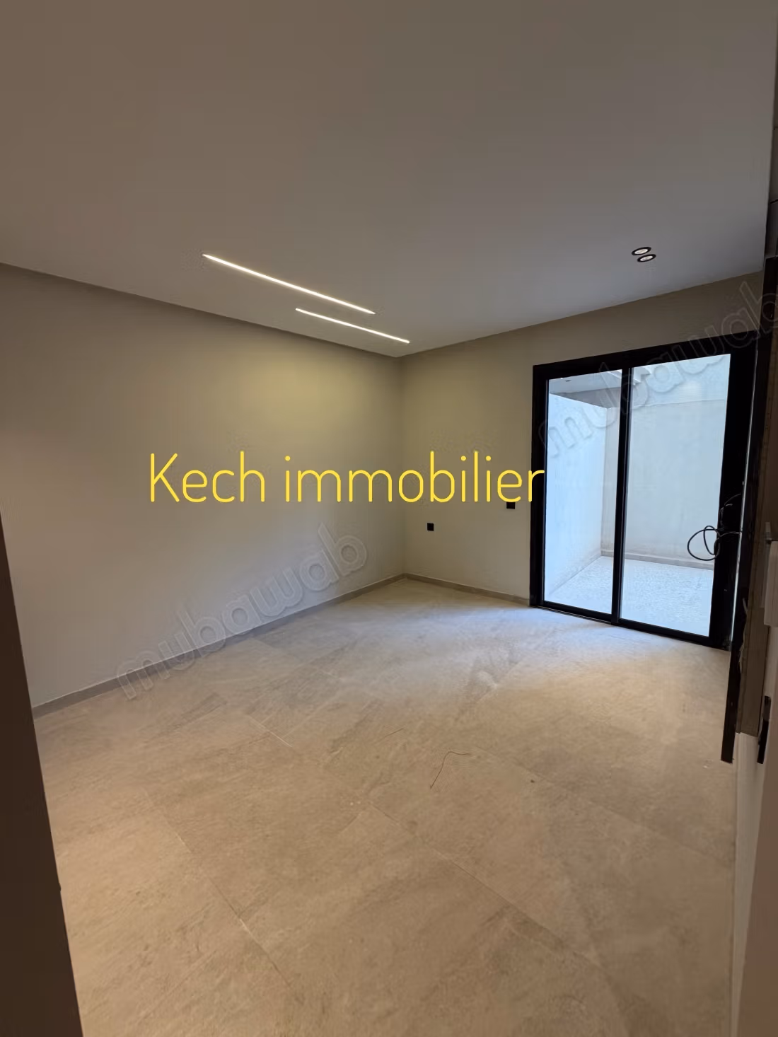 Joli appartement 1 chambre vide neuf à Gueliz