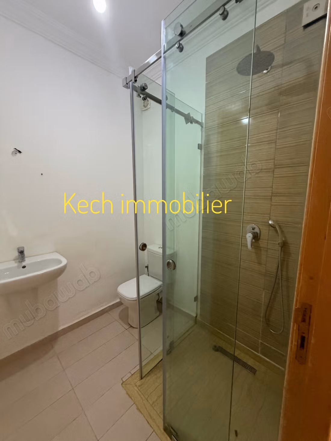 Joli appartement 2 chambres vide Targa