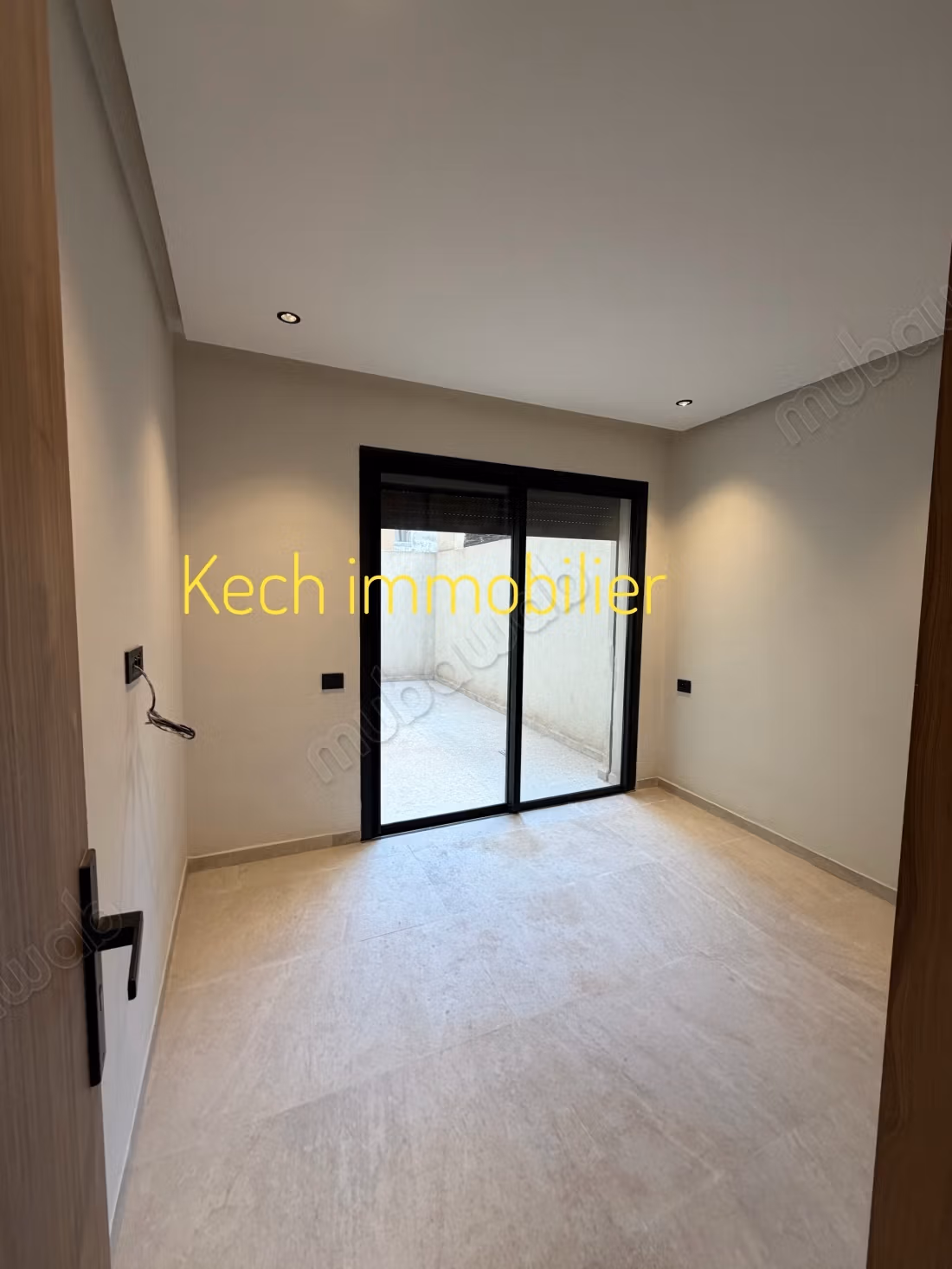 Joli appartement 1 chambre vide neuf à Gueliz