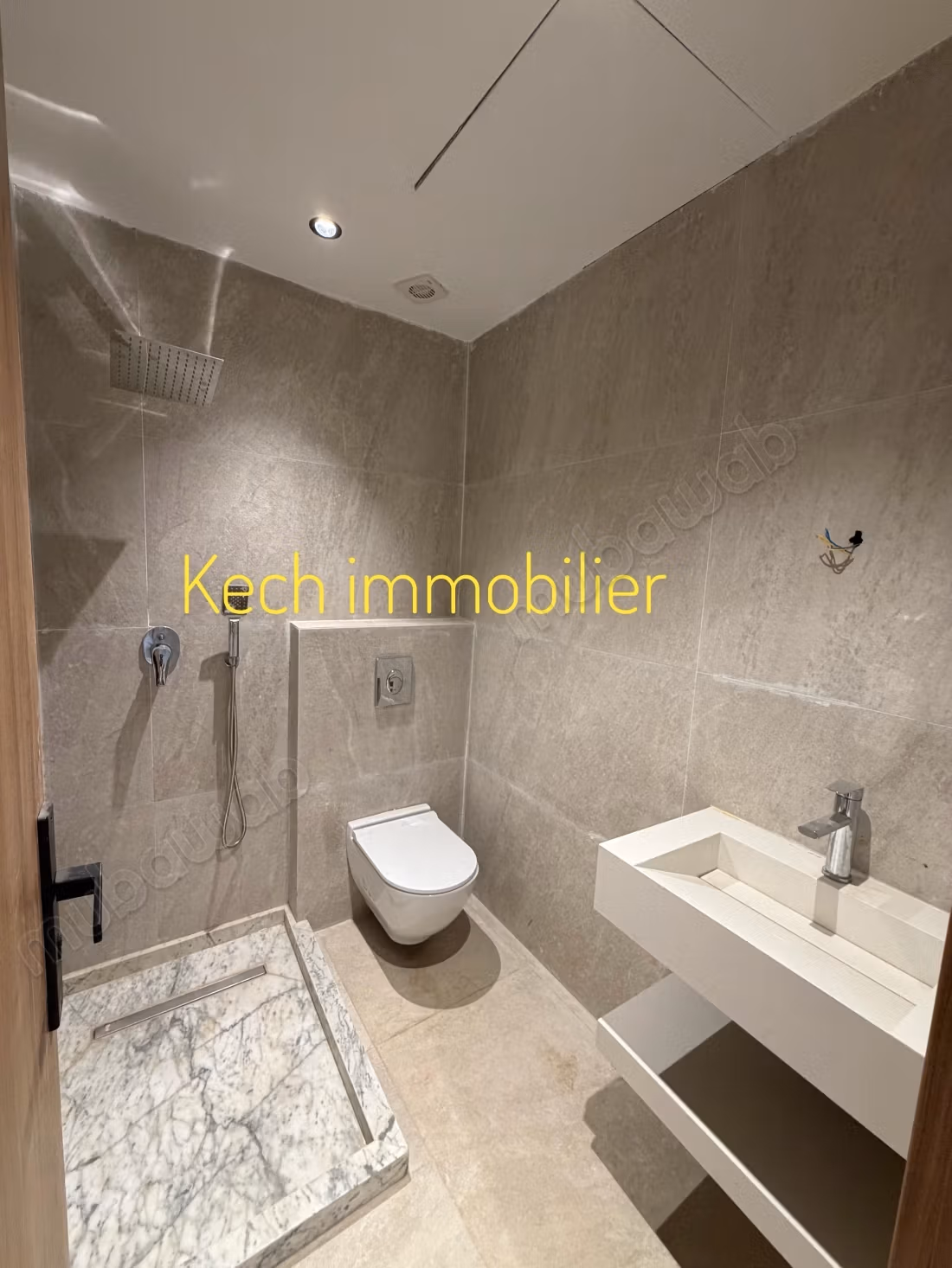 Joli appartement 1 chambre vide neuf à Gueliz