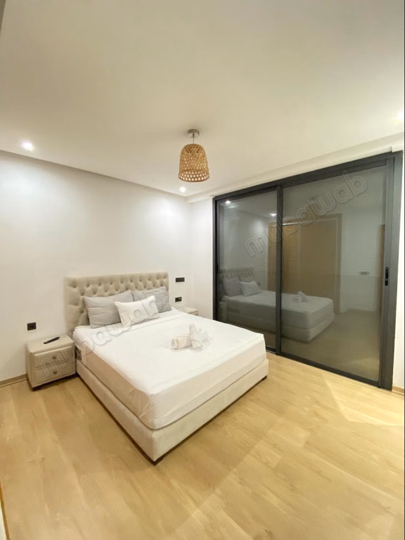 Rent an apartment in Hay Massira. 3 lovely rooms. Dressing room