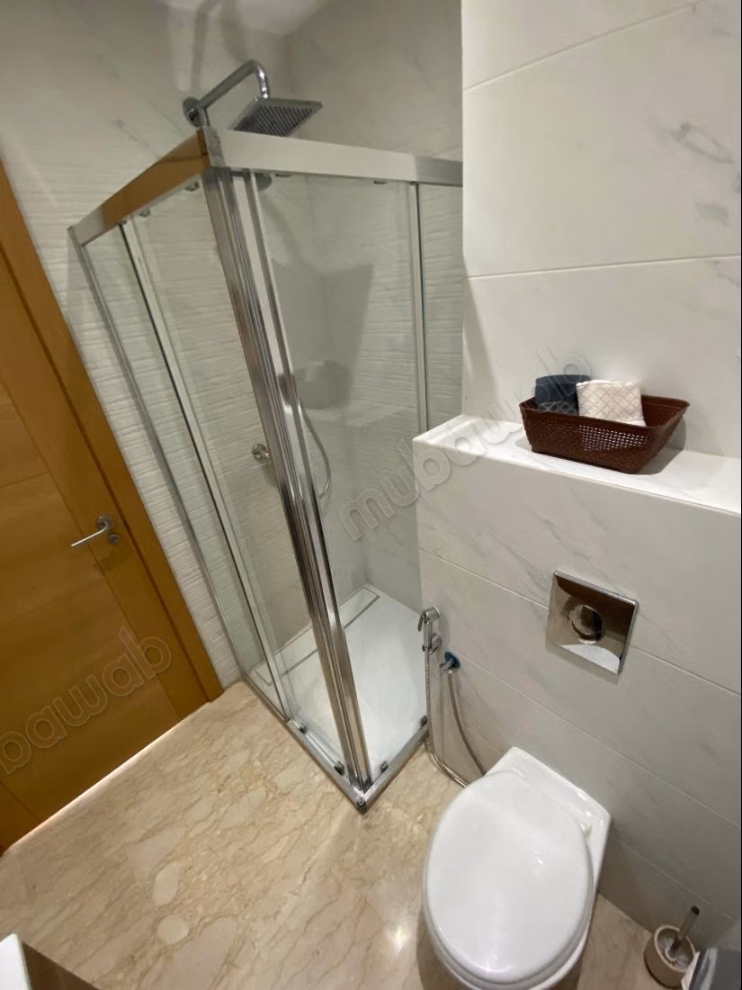 Rent an apartment in Hay Massira. 3 lovely rooms. Dressing room