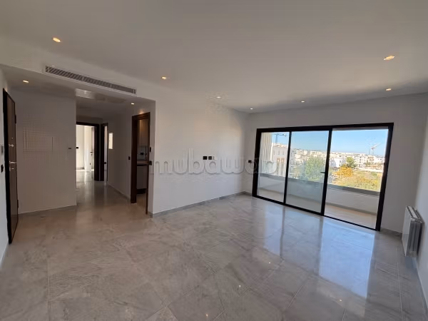 Appartamento in affitto a Les Jardins de Carthage. 2 belle camere da letto. Ascensore e terrazzo