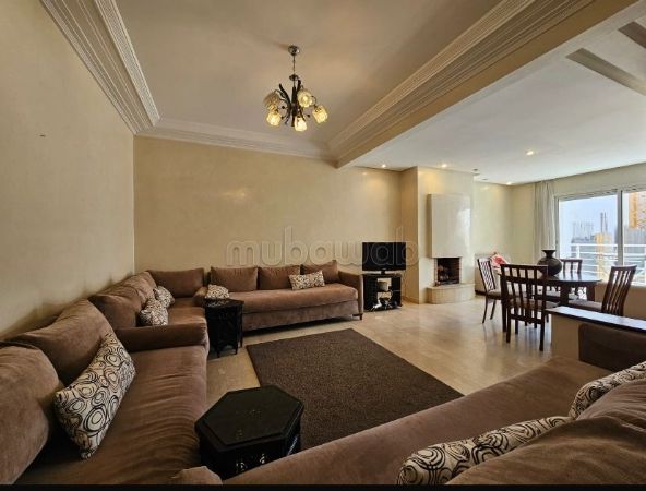 Superbe appartement à louer à Triangle d'Or. 
2 chambres. 
Meublé