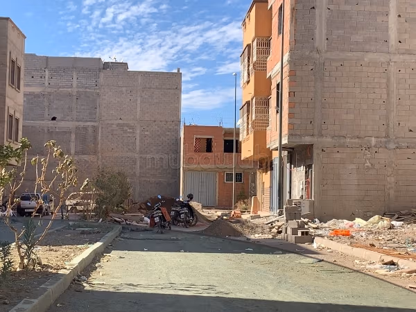Vente terrain titré 80 m2 lot.
Abouab anakhil