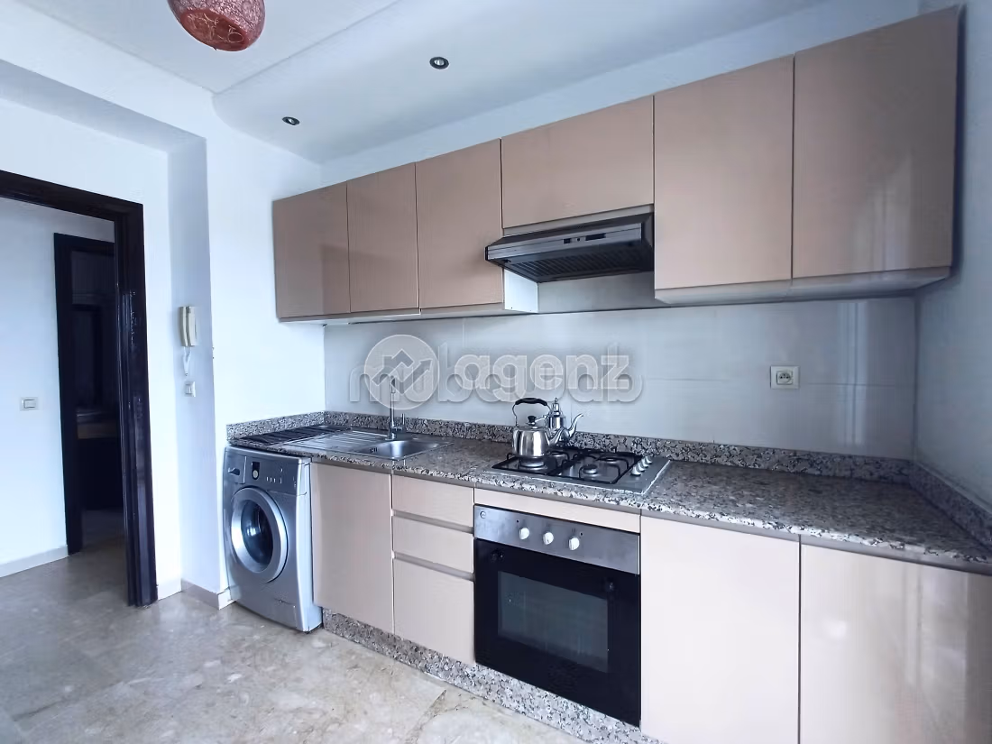 Splendido appartamento da acquistare. Superficie 80 m². Garage e terrazzo