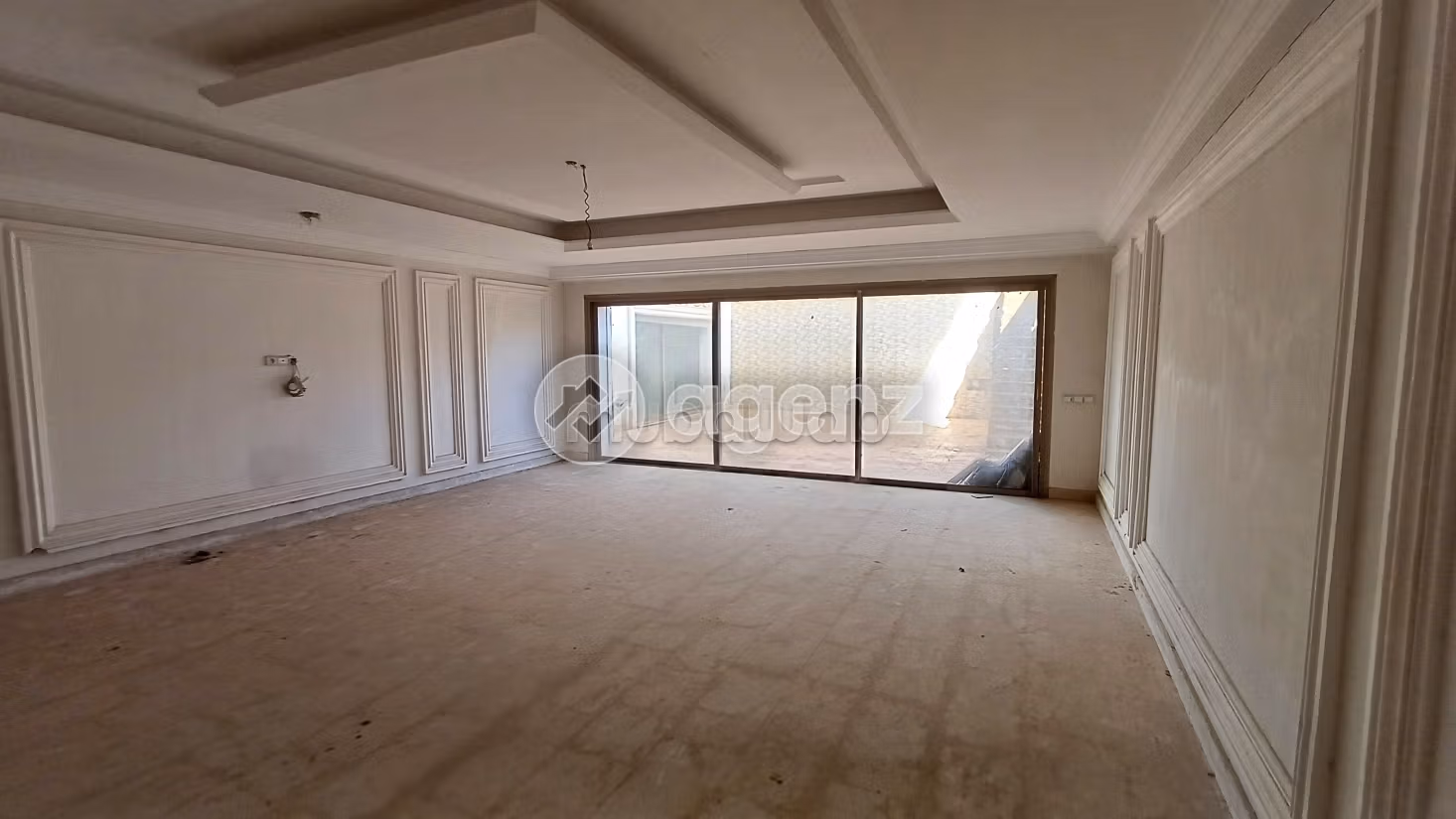 Suntuosa casa en venta. 9 dormitorios. Plazas de parking y terraza