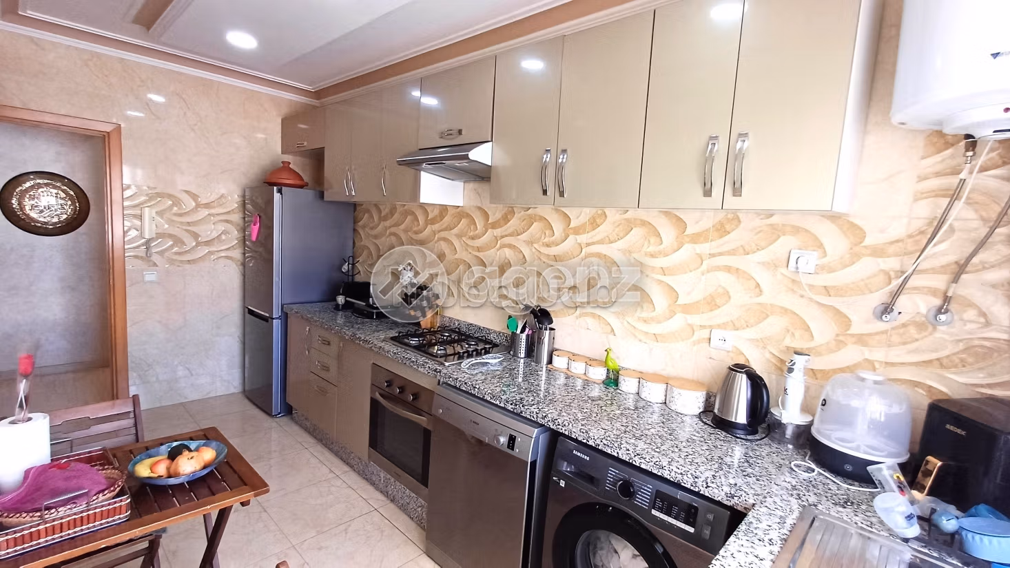 Busca pisos en venta en Victoria. 2 hermosas habitaciones. Parking y ascensor