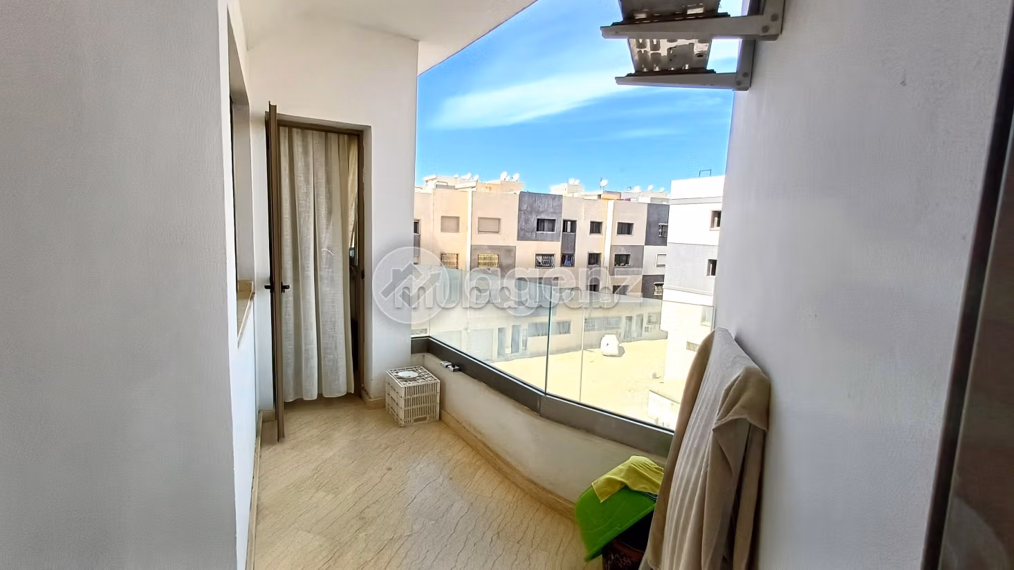 Busca pisos en venta en Victoria. 2 hermosas habitaciones. Parking y ascensor