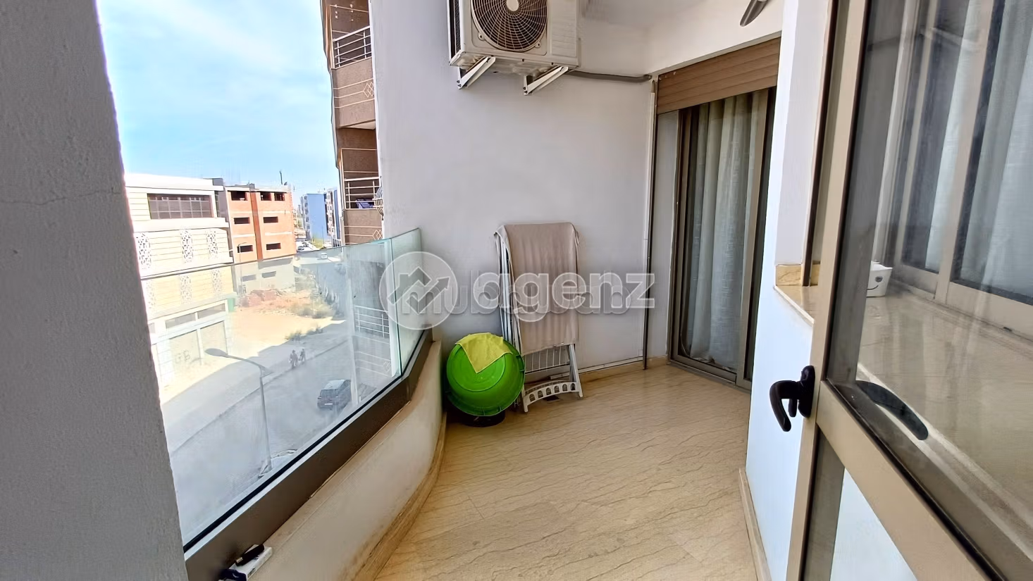 Busca pisos en venta en Victoria. 2 hermosas habitaciones. Parking y ascensor