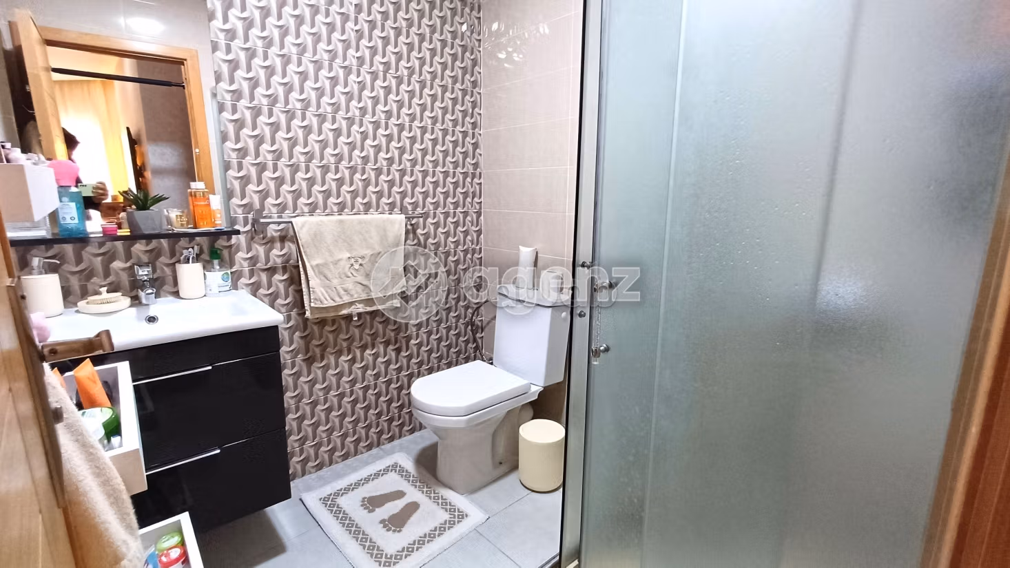 Busca pisos en venta en Victoria. 2 hermosas habitaciones. Parking y ascensor