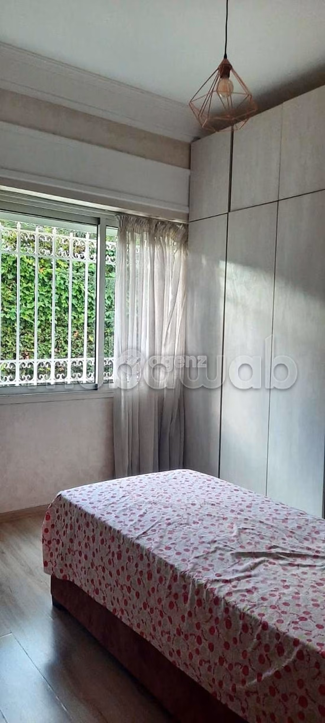Vendita appartamento a Californie. 2 camere. Con garage e ascensore