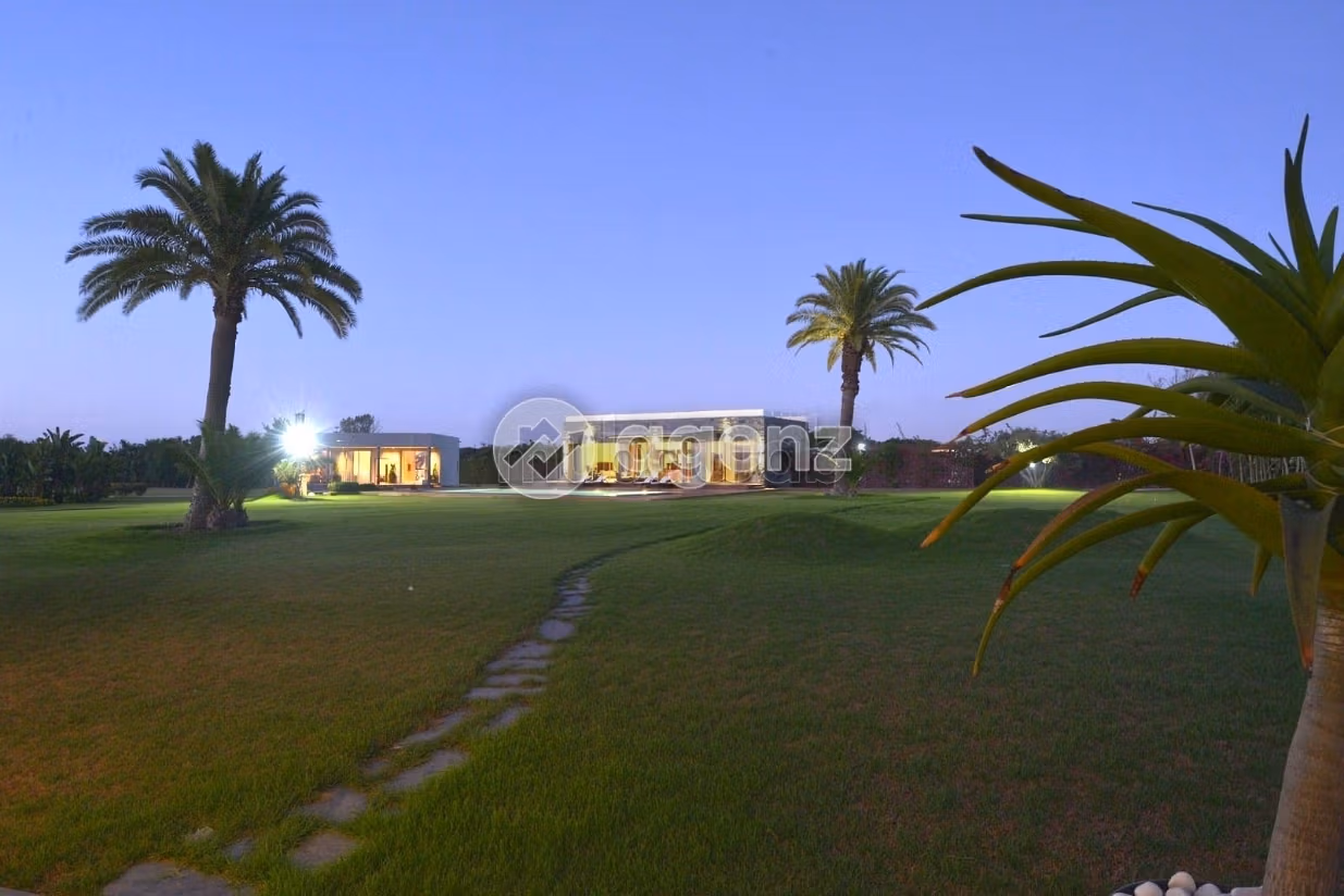 Villa à vendre 18 463 m², 4 chambres Dar Bouazza Dar Bouazza