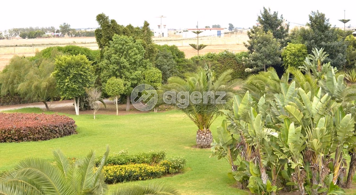 Villa à vendre 18 463 m², 4 chambres Dar Bouazza Dar Bouazza