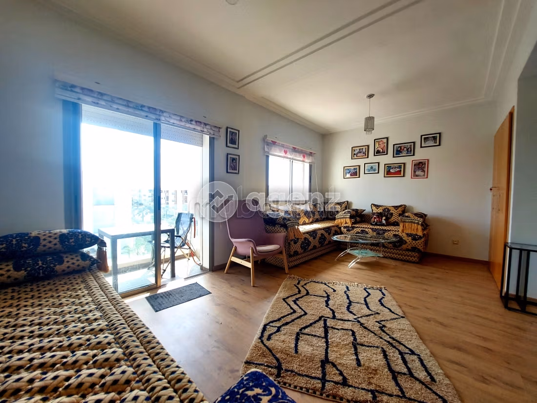 Affitto di uno splendido appartamento. Superficie 99 m². Ammobiliato