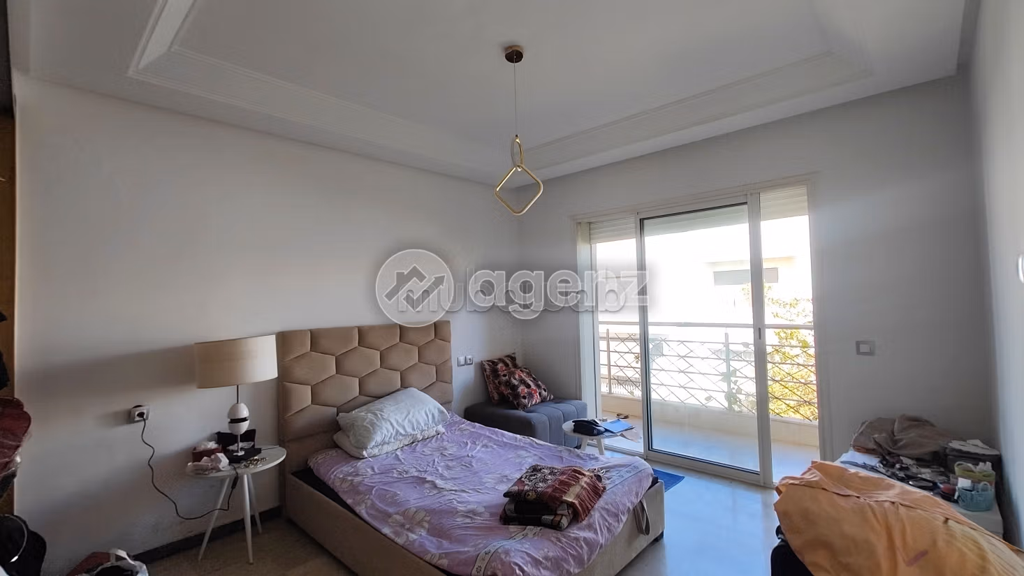 Fabulous house for sale. 5 rooms. Terrace and garden