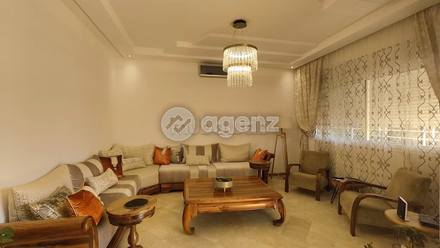 Fabulous house for sale. 5 rooms. Terrace and garden