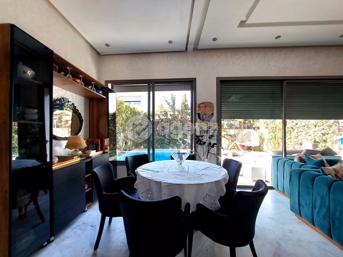 Villa à vendre 240 m², 5 chambres Tamaris Dar Bouazza