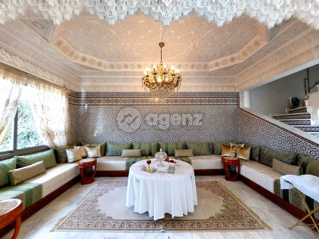 Villa à vendre 240 m², 5 chambres Tamaris Dar Bouazza