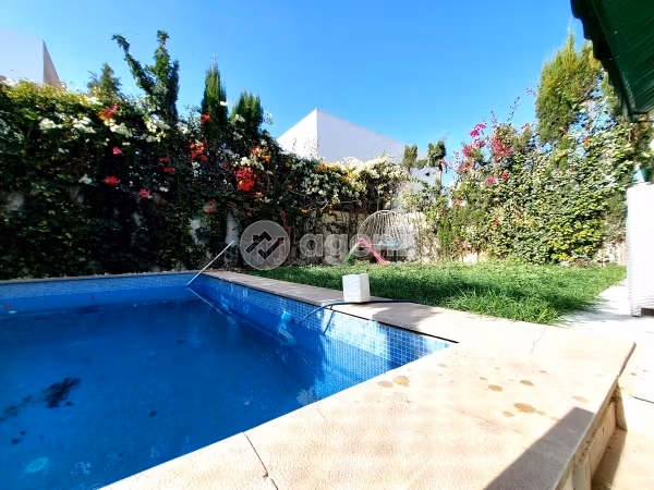 Villa à vendre 240 m², 5 chambres Tamaris Dar Bouazza