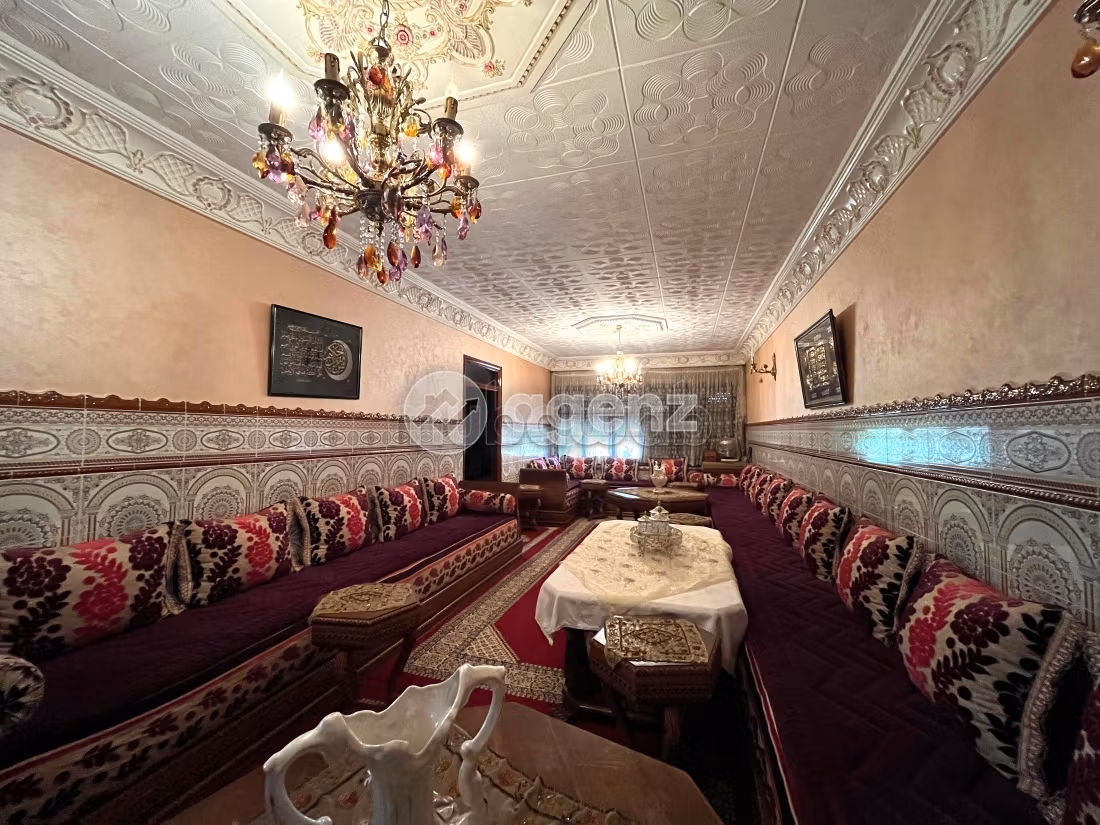 Villa à vendre 330 m², 6 chambres Benkirane Tanger