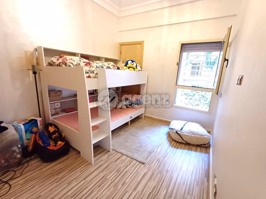 Splendido appartamento da acquistare a Nassim 1.3 camere. Con garage e ascensore