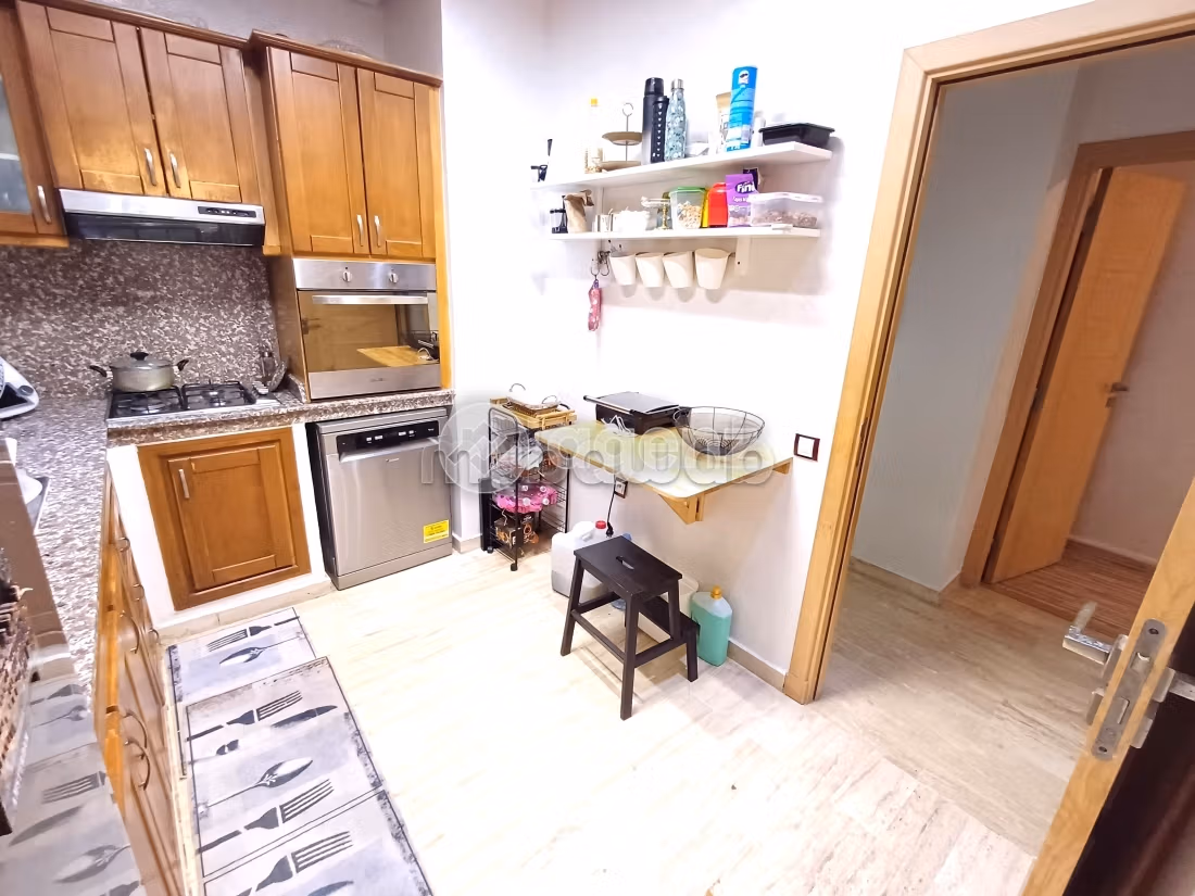 Splendido appartamento da acquistare a Nassim 1.3 camere. Con garage e ascensore