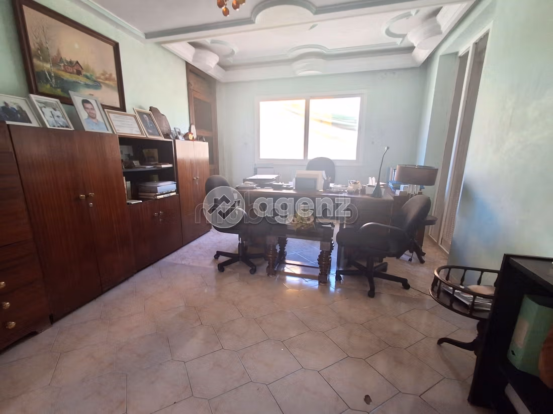 Fabulous villa for sale in Anfa. 4 rooms. Green areas, Parking spaces for cars