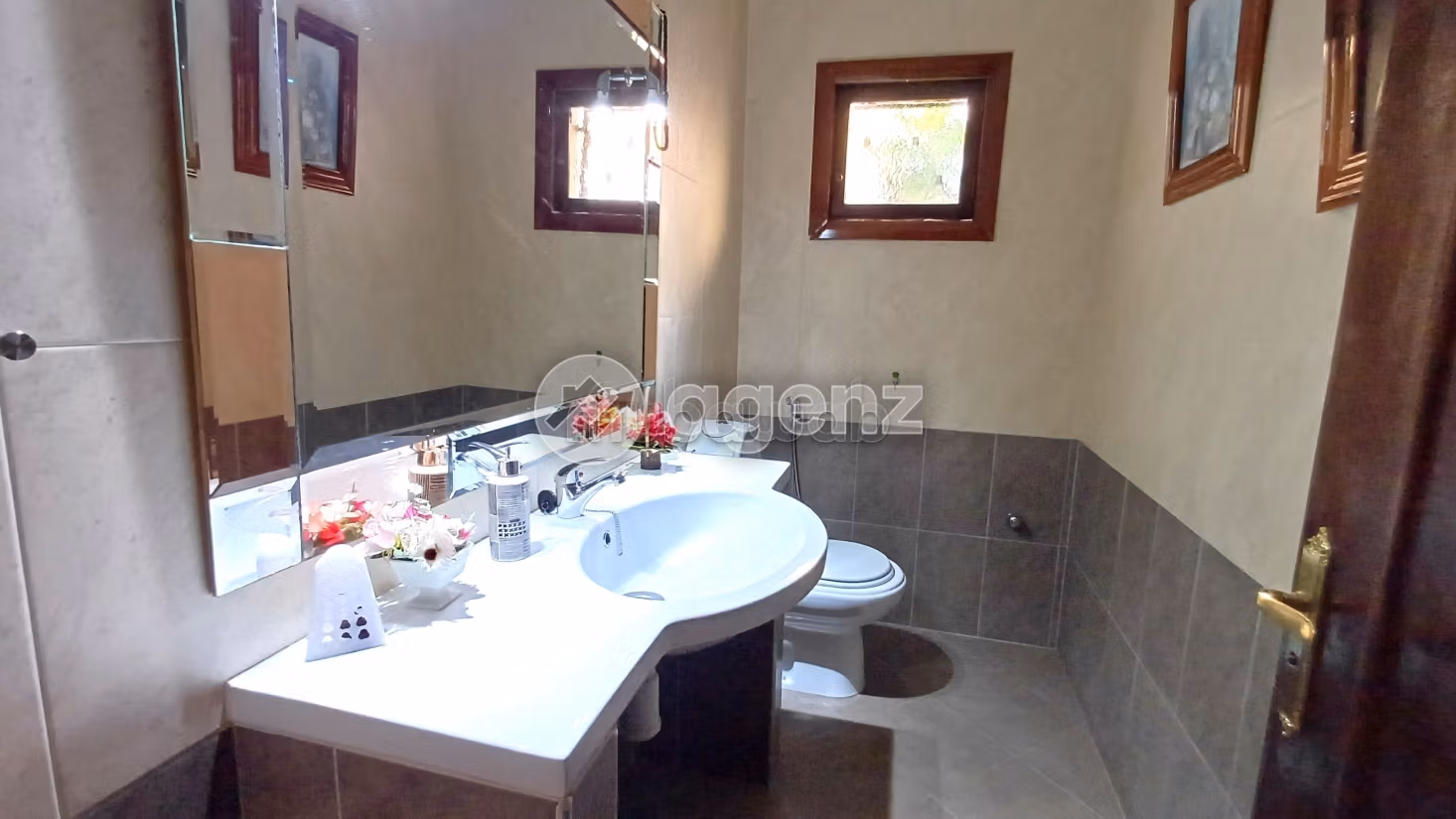 Villa à vendre 364 m², 7 chambres Bel Air Val fleuri Tanger