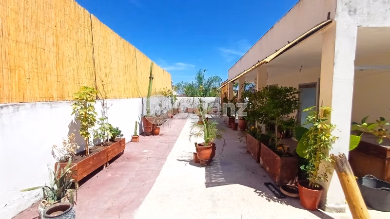 Villa's en luxe woningen te koop in Bel Air Val fleuri. 7 Kamers. Parkeerplaats en tuin