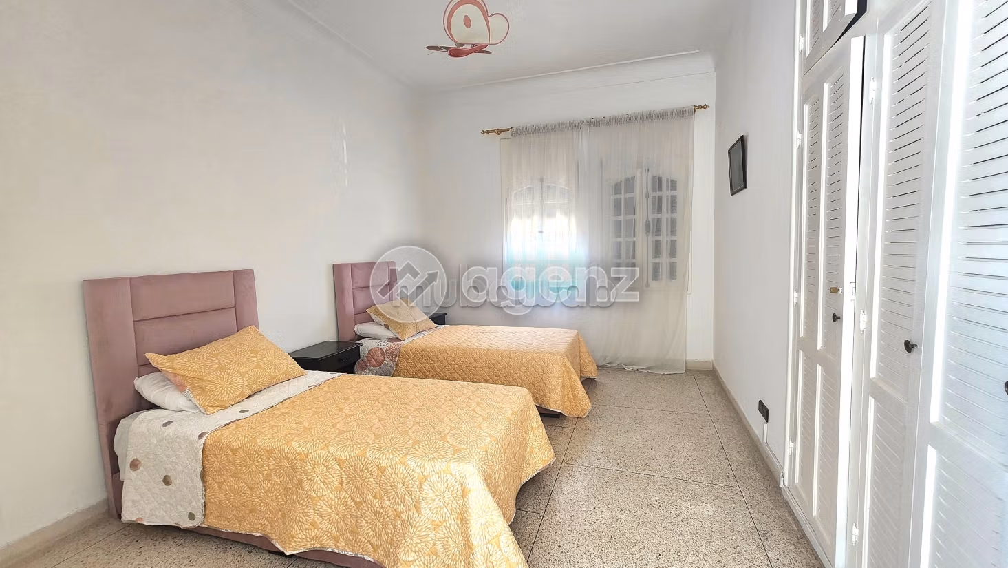 Luxury Villa for rent in Siusse. Area 579 m². Fully furnished