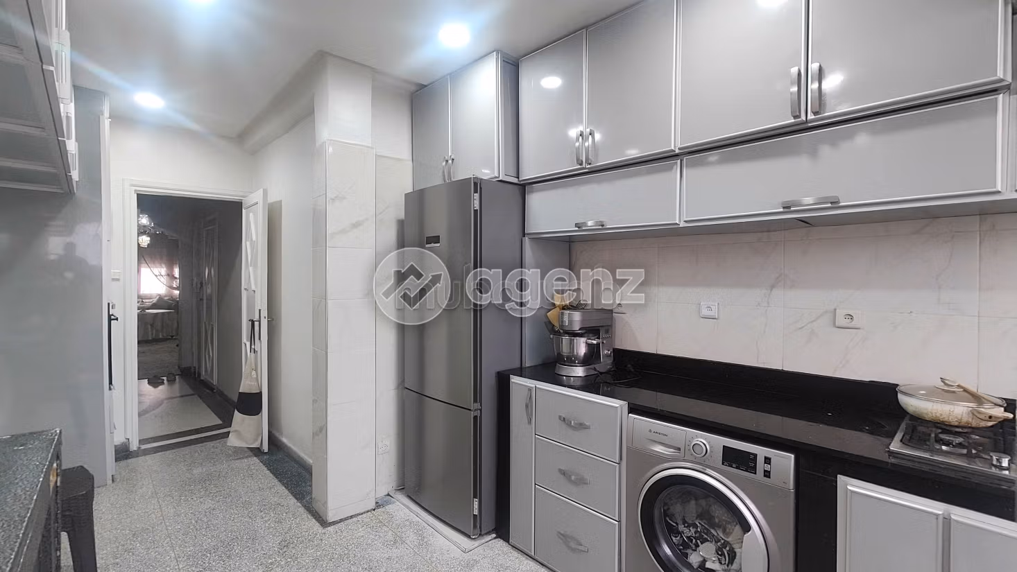 Appartement 92 m² à Belvédère — 3