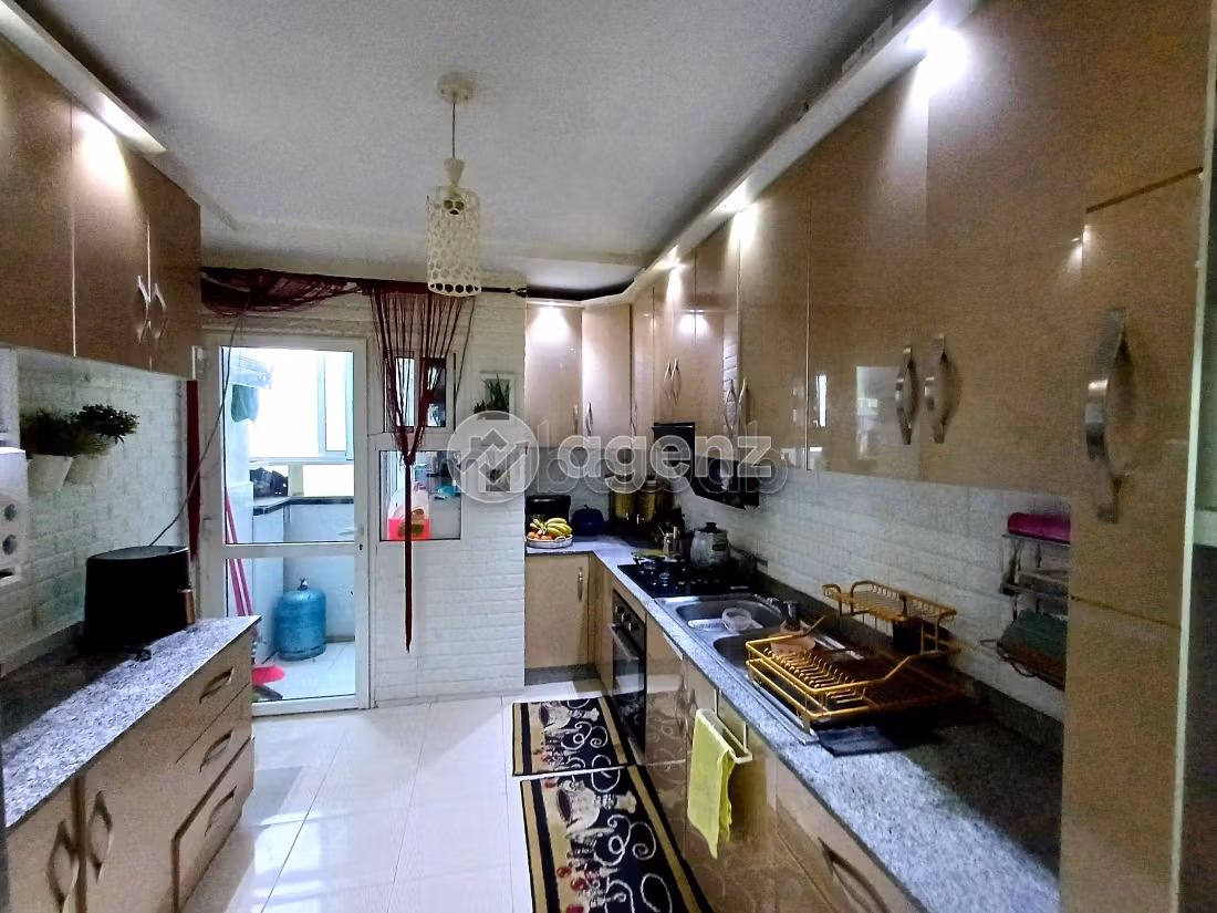 Bonito piso en venta. 3 dormitorios. Amueblado