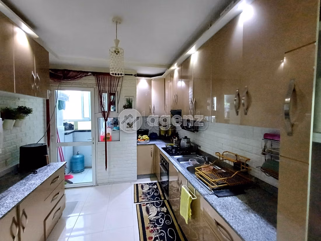 Bonito piso en venta. 3 dormitorios. Amueblado