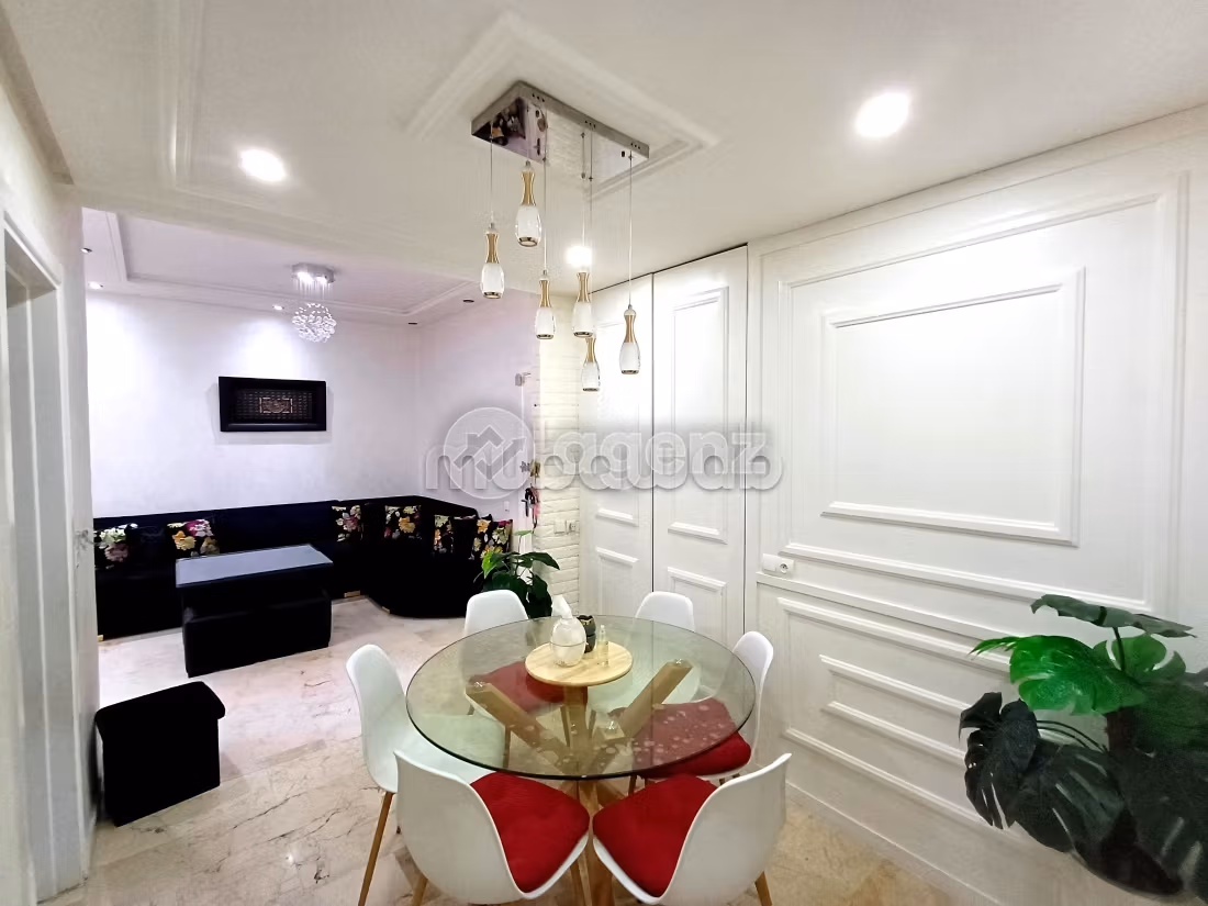 Bonito piso en venta. 3 dormitorios. Amueblado